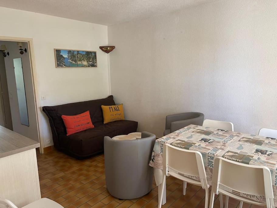 Appart-St Cyr Sur Mer-La Madrague-4Pers-Parking Saint-Cyr-sur-Mer Zewnętrze zdjęcie