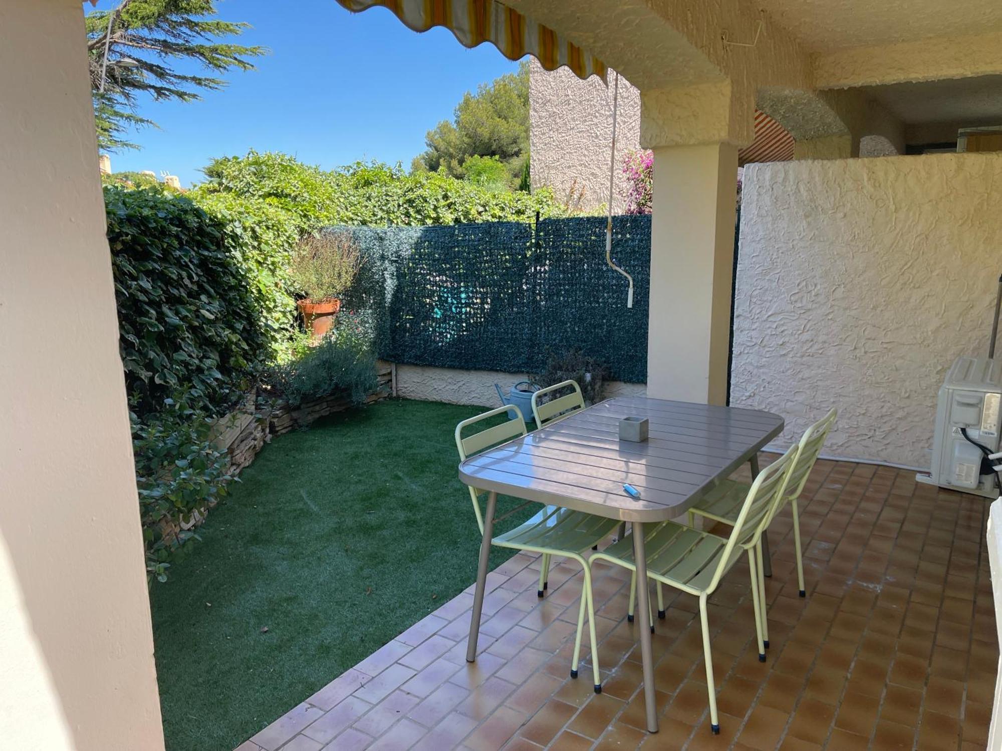 Appart-St Cyr Sur Mer-La Madrague-4Pers-Parking Saint-Cyr-sur-Mer Zewnętrze zdjęcie